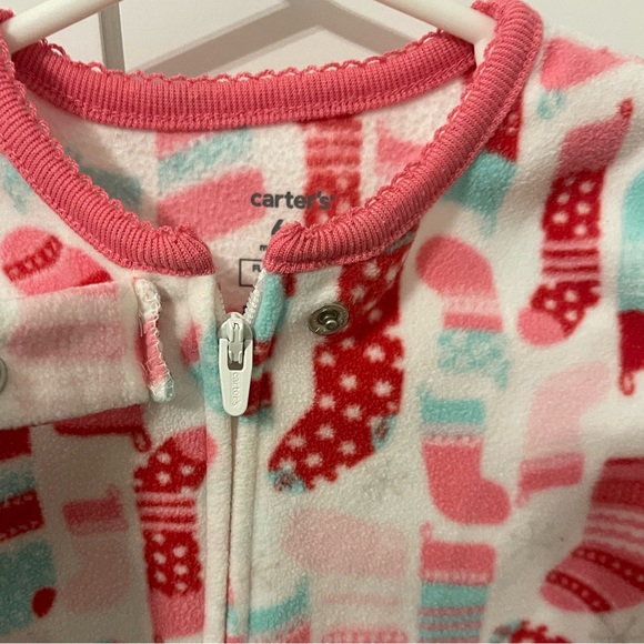 CARTER’S | Christmas Pajamas - Girl’s Pajamas - 6 Months. Onesie with st… - Picture 7 of 10